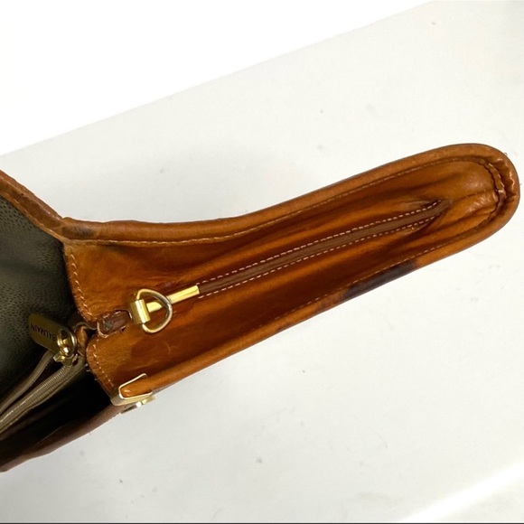 ✨Vintage Pierre Balmain Large Signature Clutch - Picture 11 of 15